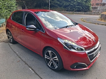 Used Peugeot 208 2017 for sale - 79572076: Photo