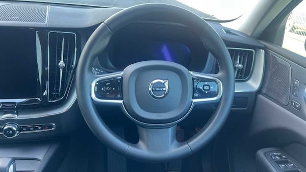 Used Volvo XC60 2023 for sale - 76033257: Photo 26