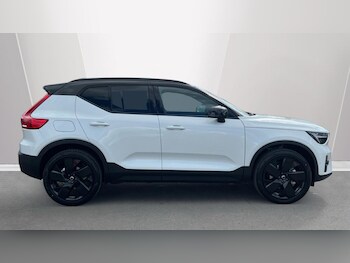 Used Volvo XC40 2026 for sale - 78246305: Photo