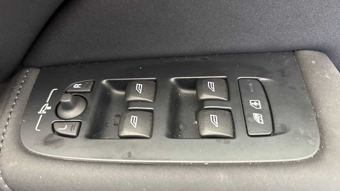 Used Volvo XC60 2025 for sale - 77397099: Photo 25