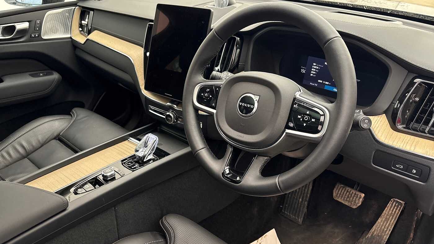 Used Volvo XC60 2025 for sale - 77397099: Photo 9