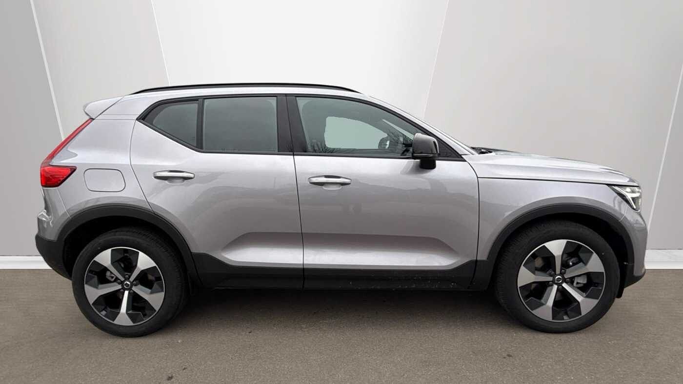 Used Volvo XC40 2025 for sale - 76888298: Photo 3