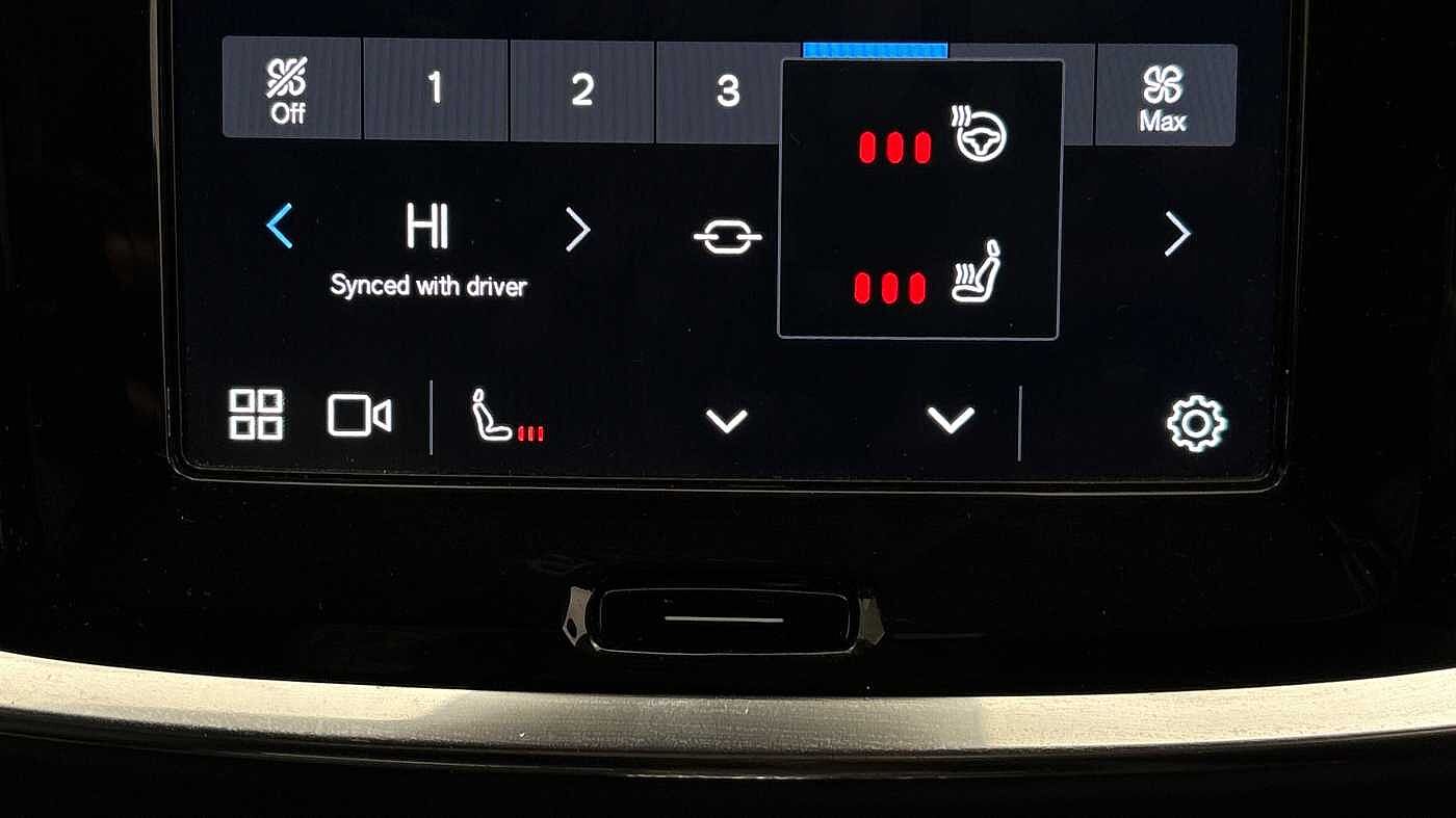 Used Volvo XC40 2022 for sale - 77512233: Photo 39