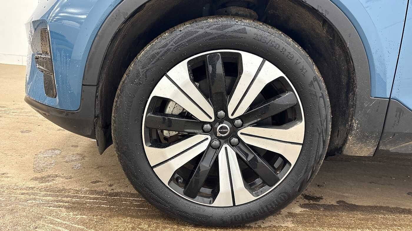 Used Volvo XC40 2022 for sale - 77512233: Photo 4