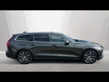 Used Volvo V60 2020 for sale - 74852801: Photo