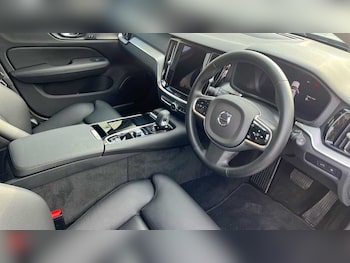 Used Volvo V60 2024 for sale - 76033190: Photo