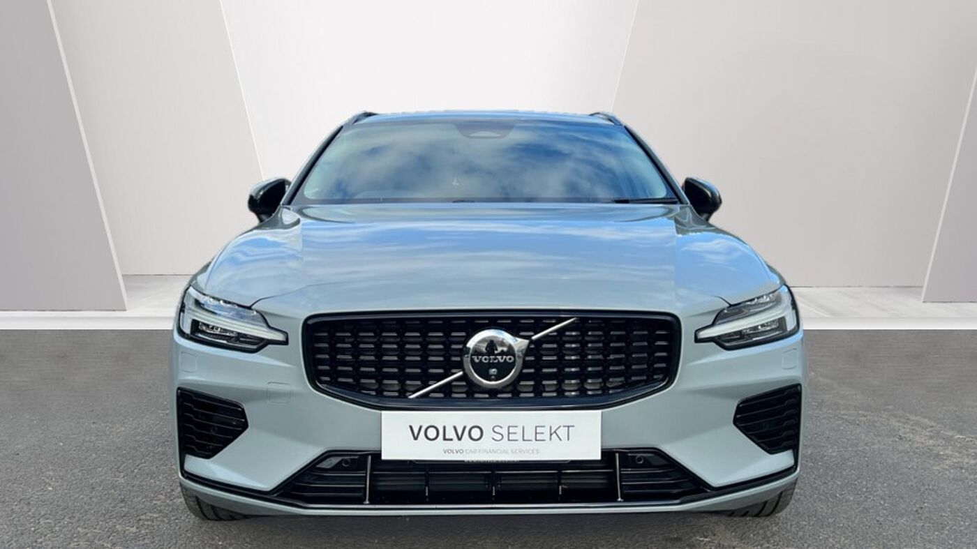Used Volvo V60 2024 for sale - 76033190: Photo 3