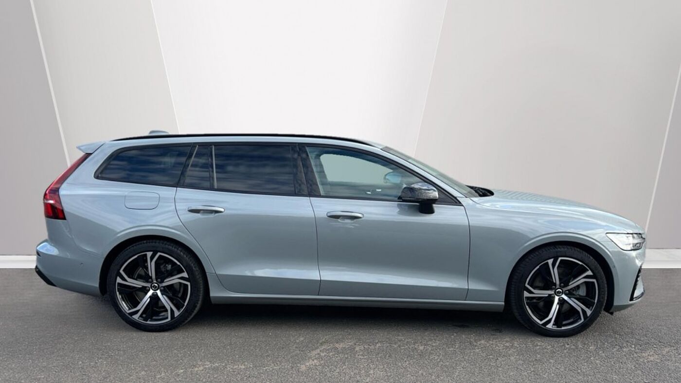 Used Volvo V60 2024 for sale - 76033190: Photo 9