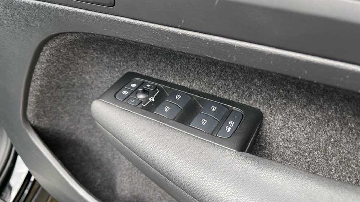 Used Volvo XC40 2021 for sale - 75814161: Photo 16