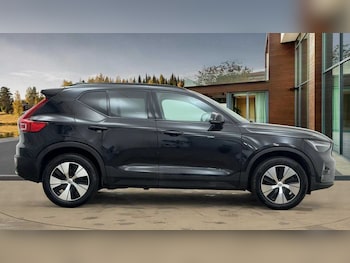 Used Volvo XC40 2022 for sale - 76837669: Photo