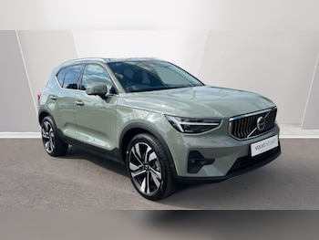 Volvo - XC40