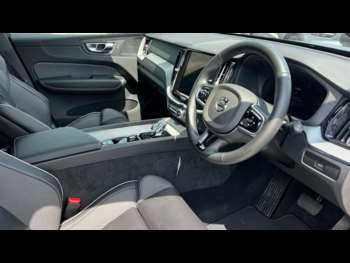 Used Volvo XC60 2024 for sale - 74852752: Photo