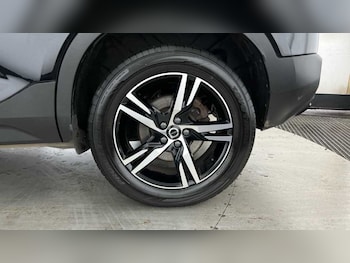 Used Volvo XC40 2022 for sale - 79603177: Photo
