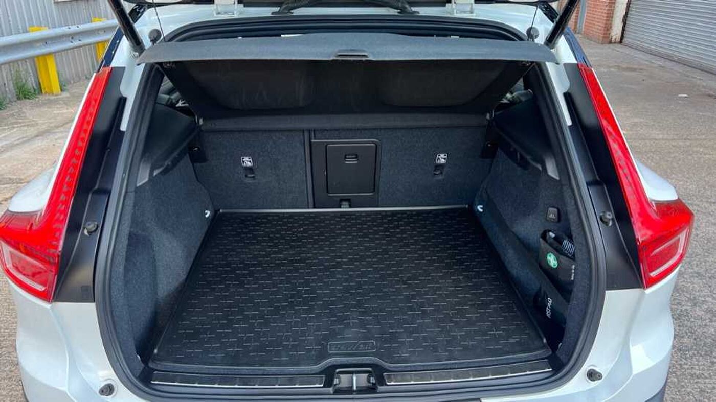 Used Volvo XC40 2020 for sale - 76033205: Photo 10