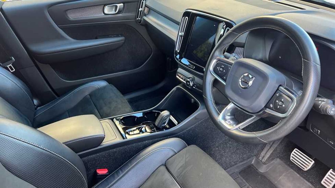 Used Volvo XC40 2020 for sale - 76033205: Photo 3