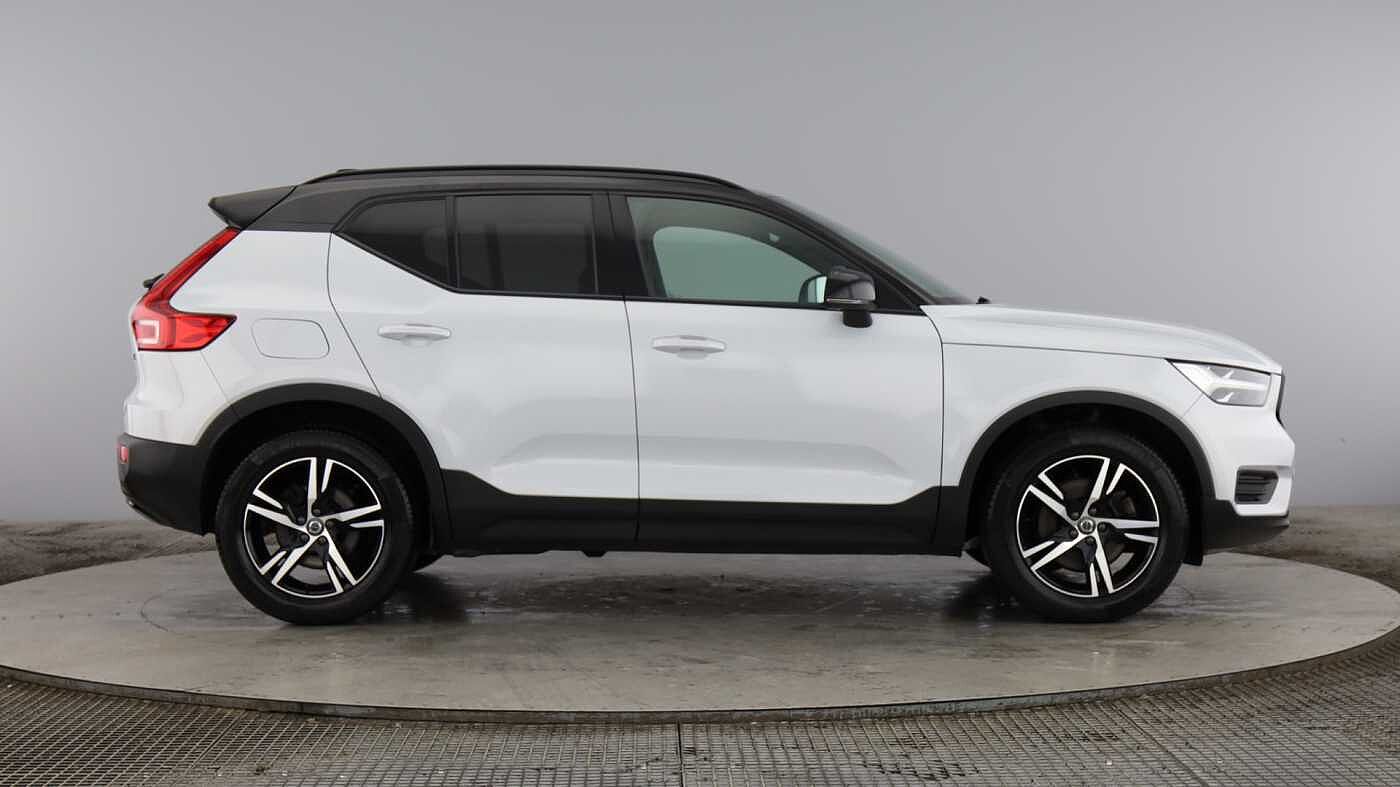 Used Volvo XC40 2021 for sale - 77587973: Photo 3