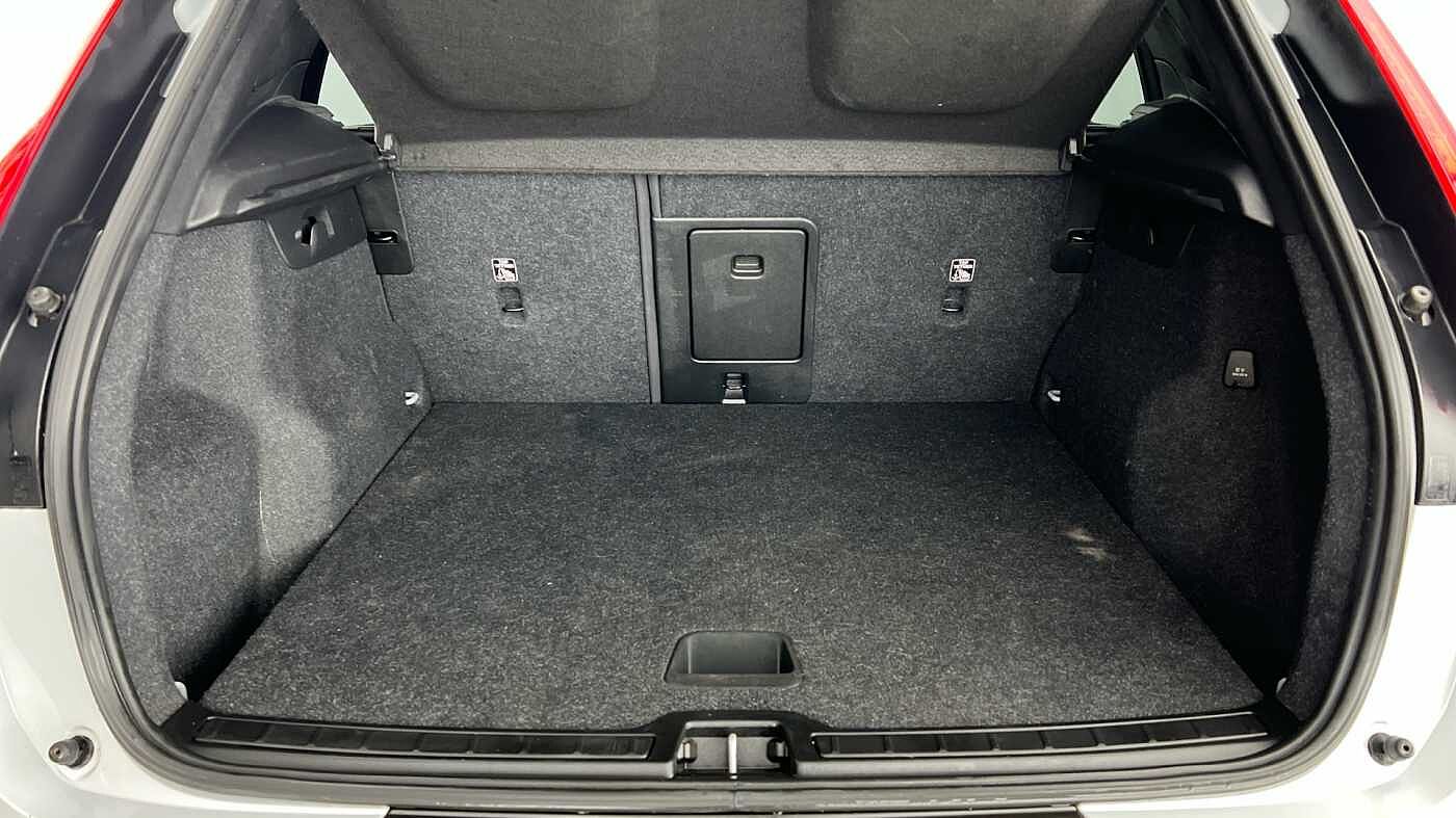 Used Volvo XC40 2021 for sale - 77587973: Photo 5