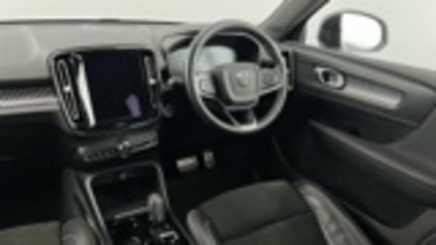 Used Volvo XC40 2021 for sale - 77587973: Photo 8