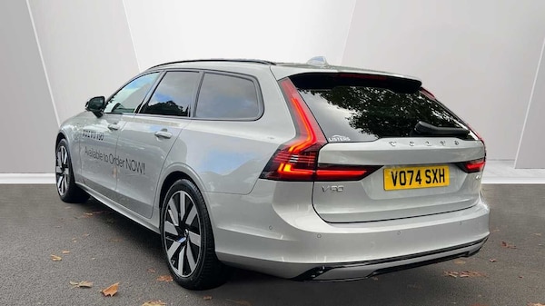 Used Volvo V90 2024 for sale - 72510995: Photo 2