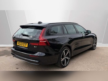 Used Volvo V60 2023 for sale - 78948169: Photo