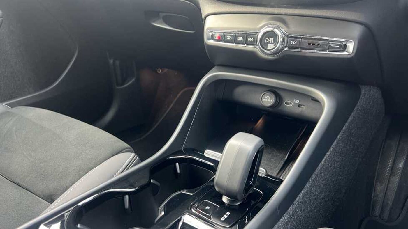 Used Volvo XC40 2022 for sale - 76837602: Photo 12