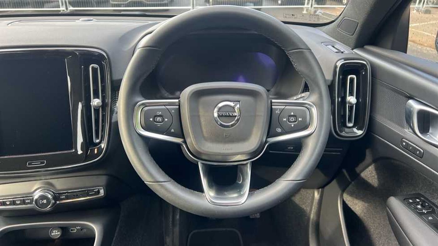 Used Volvo XC40 2022 for sale - 76837602: Photo 24