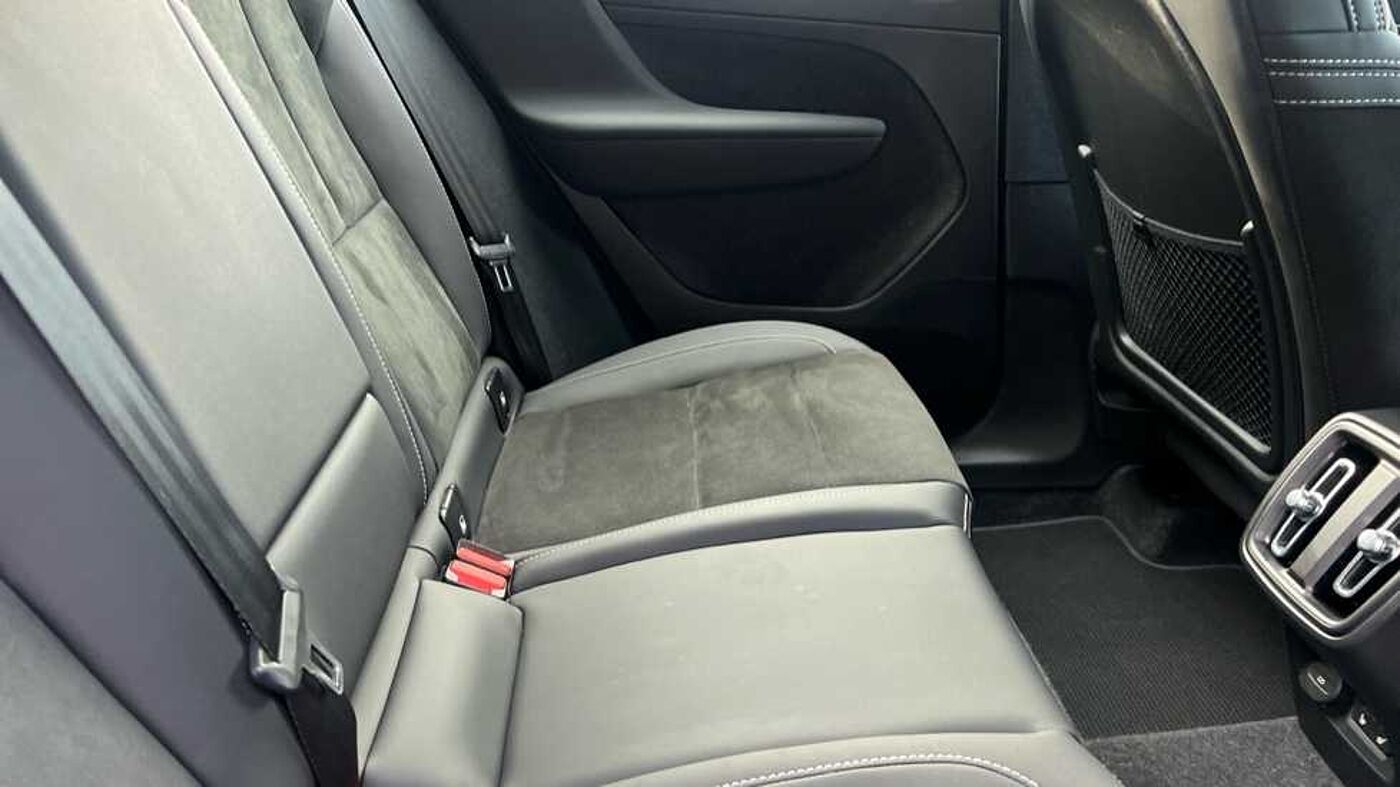 Used Volvo XC40 2022 for sale - 76837602: Photo 26