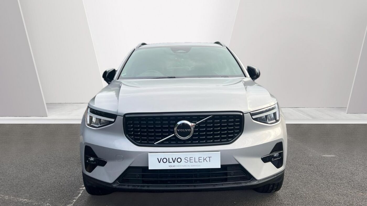 Used Volvo XC40 2022 for sale - 76837602: Photo 8