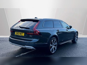 Used Volvo V90 2021 for sale - 77013635: Photo