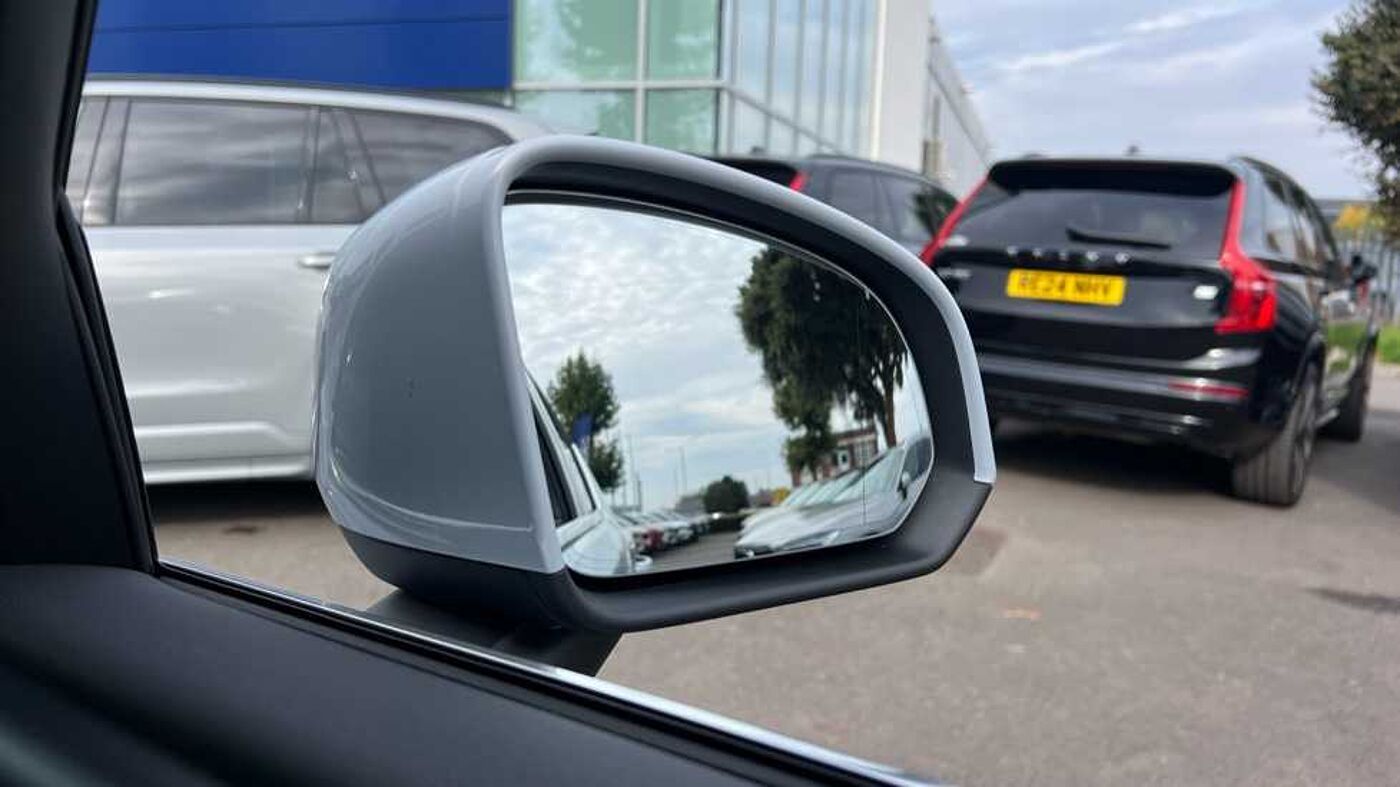 Used Volvo XC40 2022 for sale - 76154277: Photo 11
