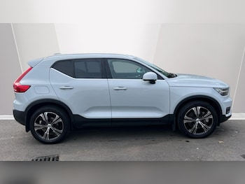 Used Volvo XC40 2022 for sale - 76154277: Photo