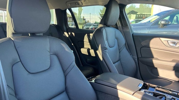 Used Volvo V60 2024 for sale - 73789553: Photo 11