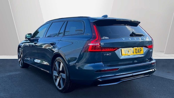 Used Volvo V60 2024 for sale - 73789553: Photo 2