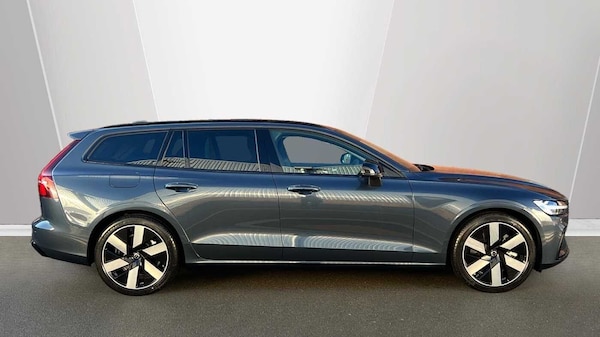 Used Volvo V60 2024 for sale - 73789553: Photo 5