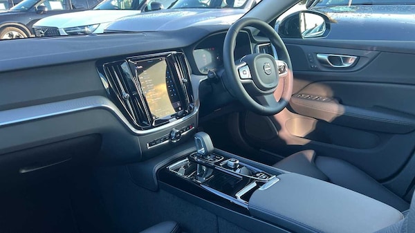 Used Volvo V60 2024 for sale - 73789553: Photo 6