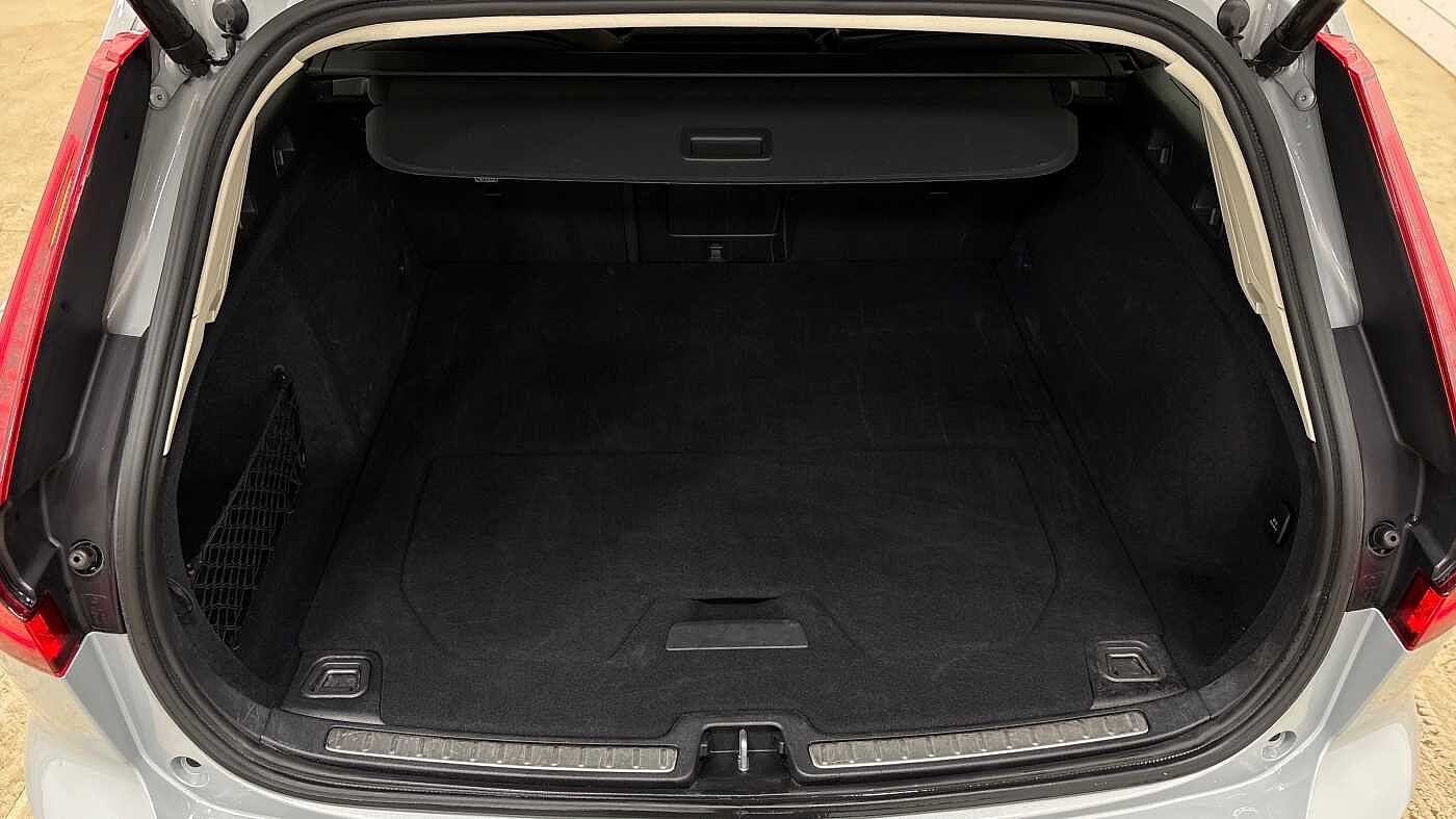 Used Volvo V60 2025 for sale - 76837640: Photo 14