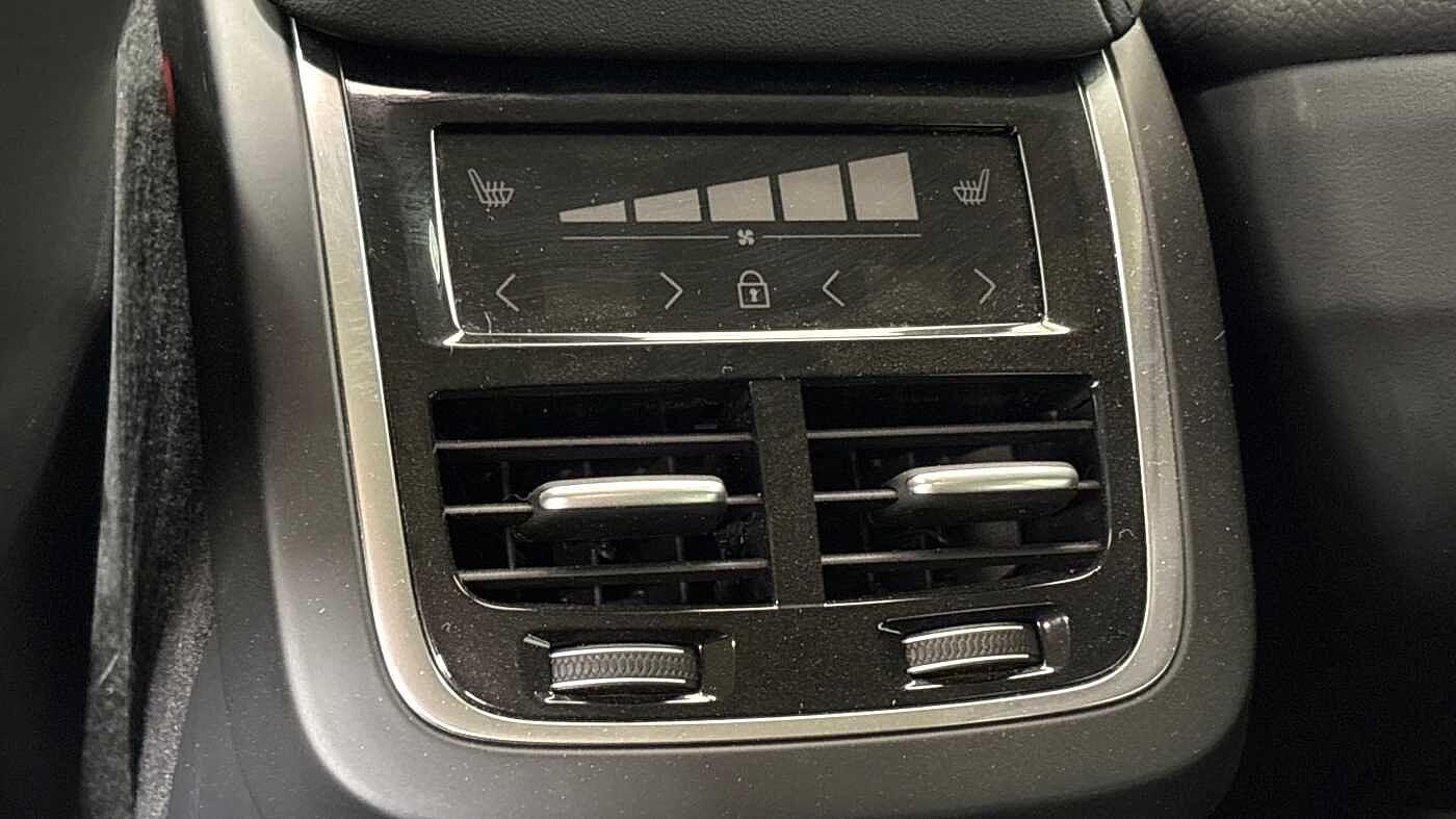 Used Volvo V60 2025 for sale - 76837640: Photo 17