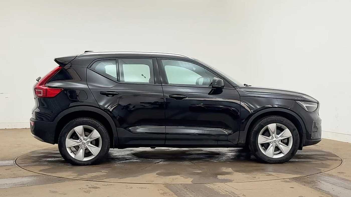 Used Volvo XC40 2022 for sale - 77539415: Photo 2