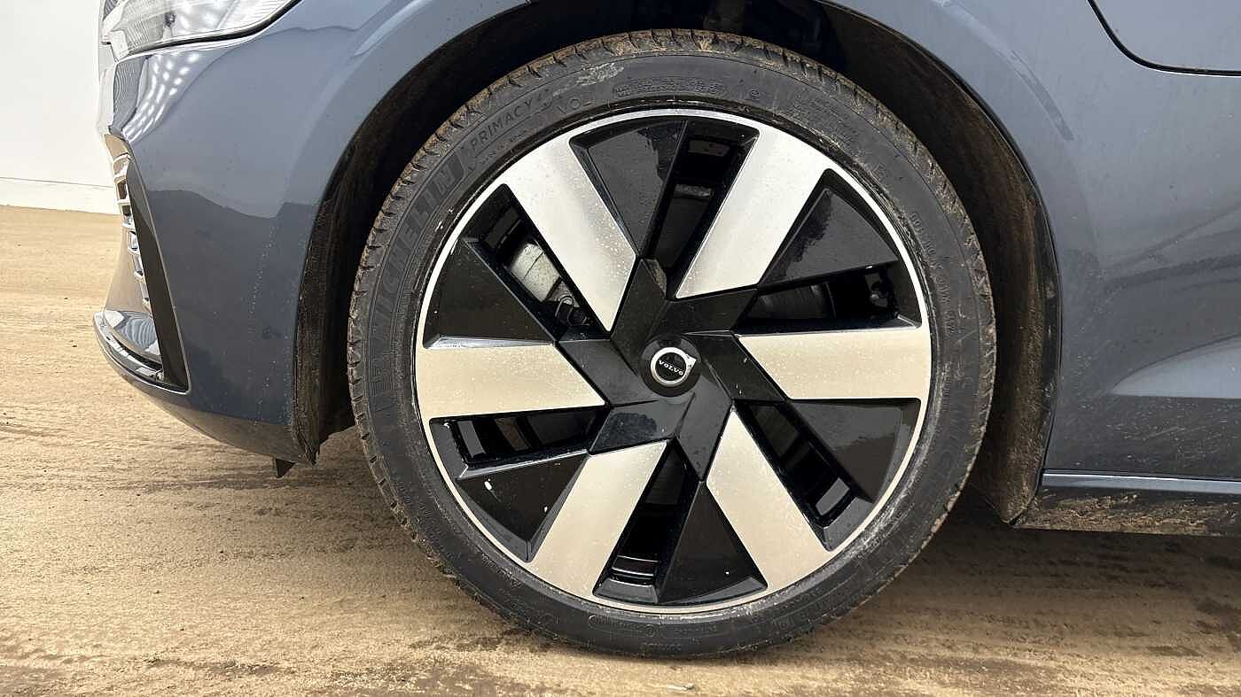 Used Volvo V60 2025 for sale - 77855226: Photo 14