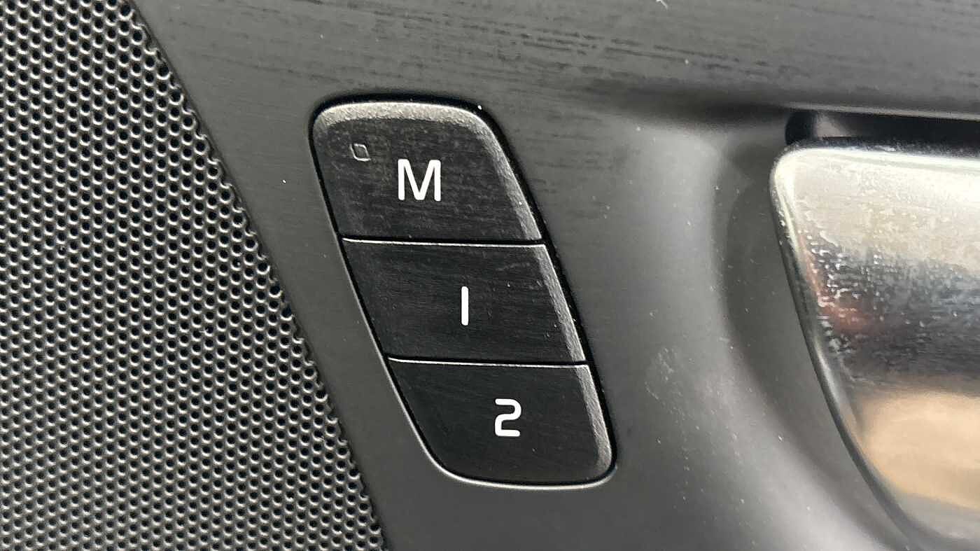 Used Volvo V60 2025 for sale - 77855226: Photo 22