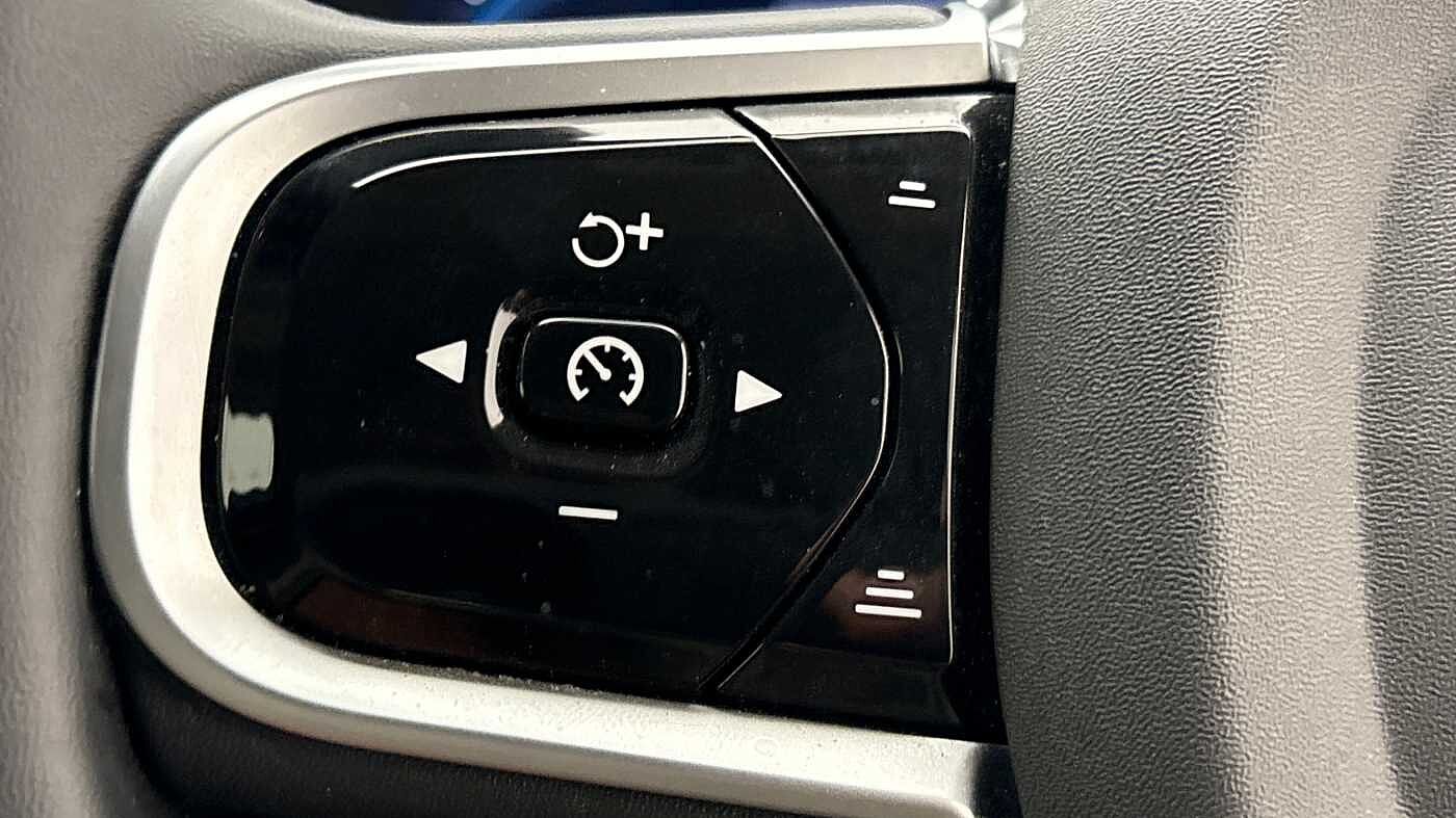 Used Volvo V60 2025 for sale - 77855226: Photo 27