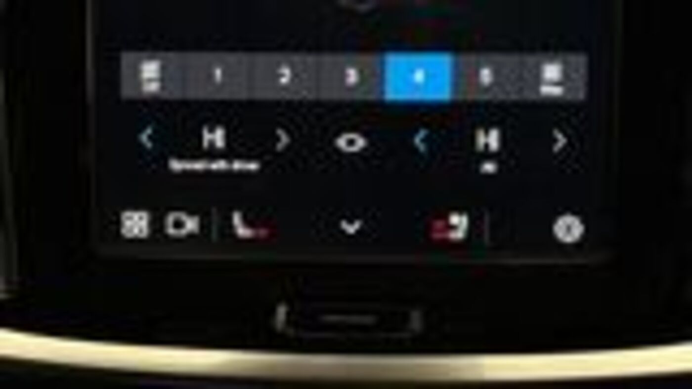 Used Volvo V60 2025 for sale - 77855226: Photo 36