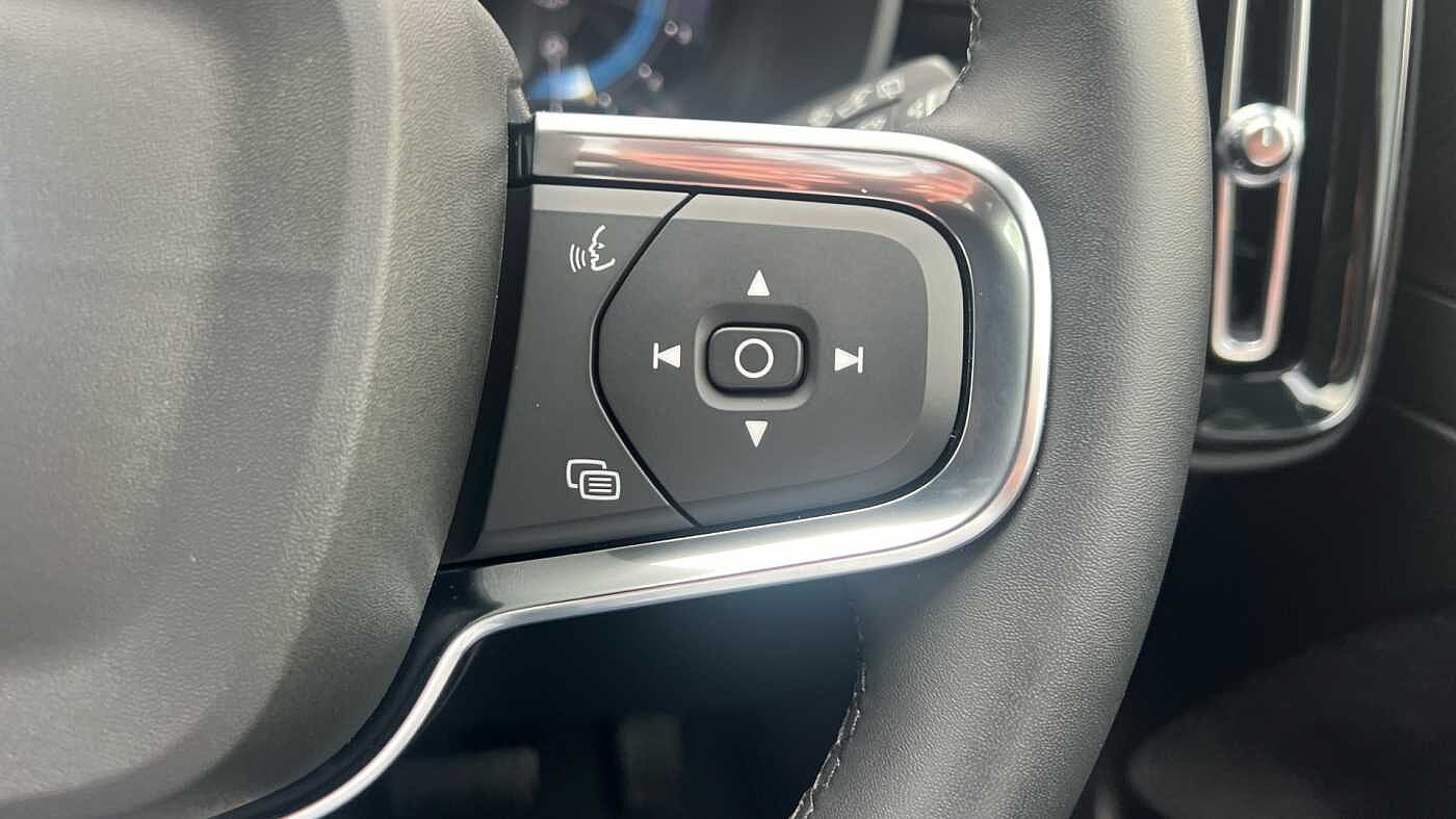 Used Volvo XC40 2024 for sale - 76372378: Photo 20