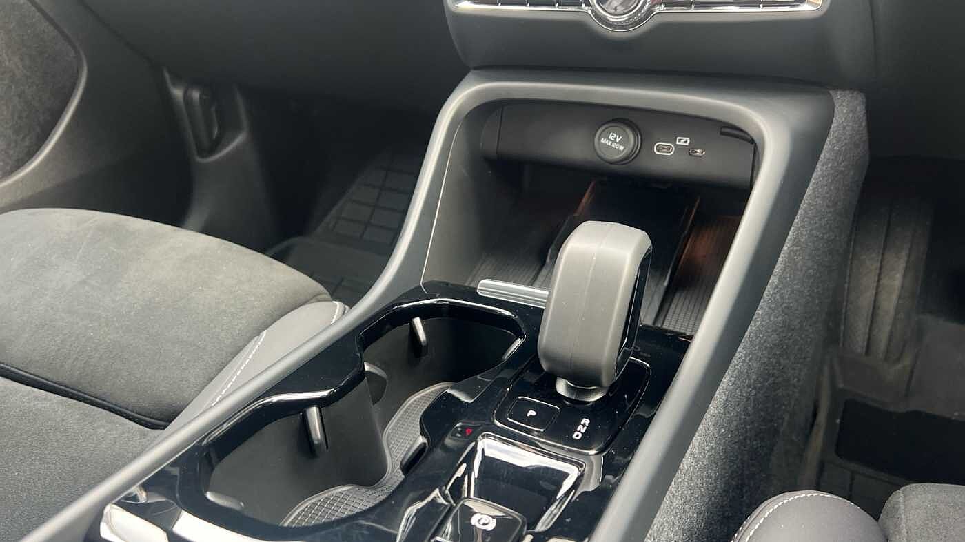 Used Volvo XC40 2024 for sale - 76372378: Photo 24