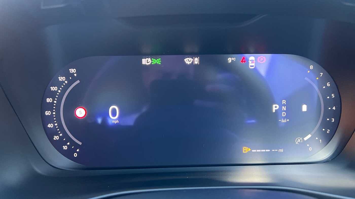 Used Volvo XC40 2025 for sale - 76154316: Photo 11