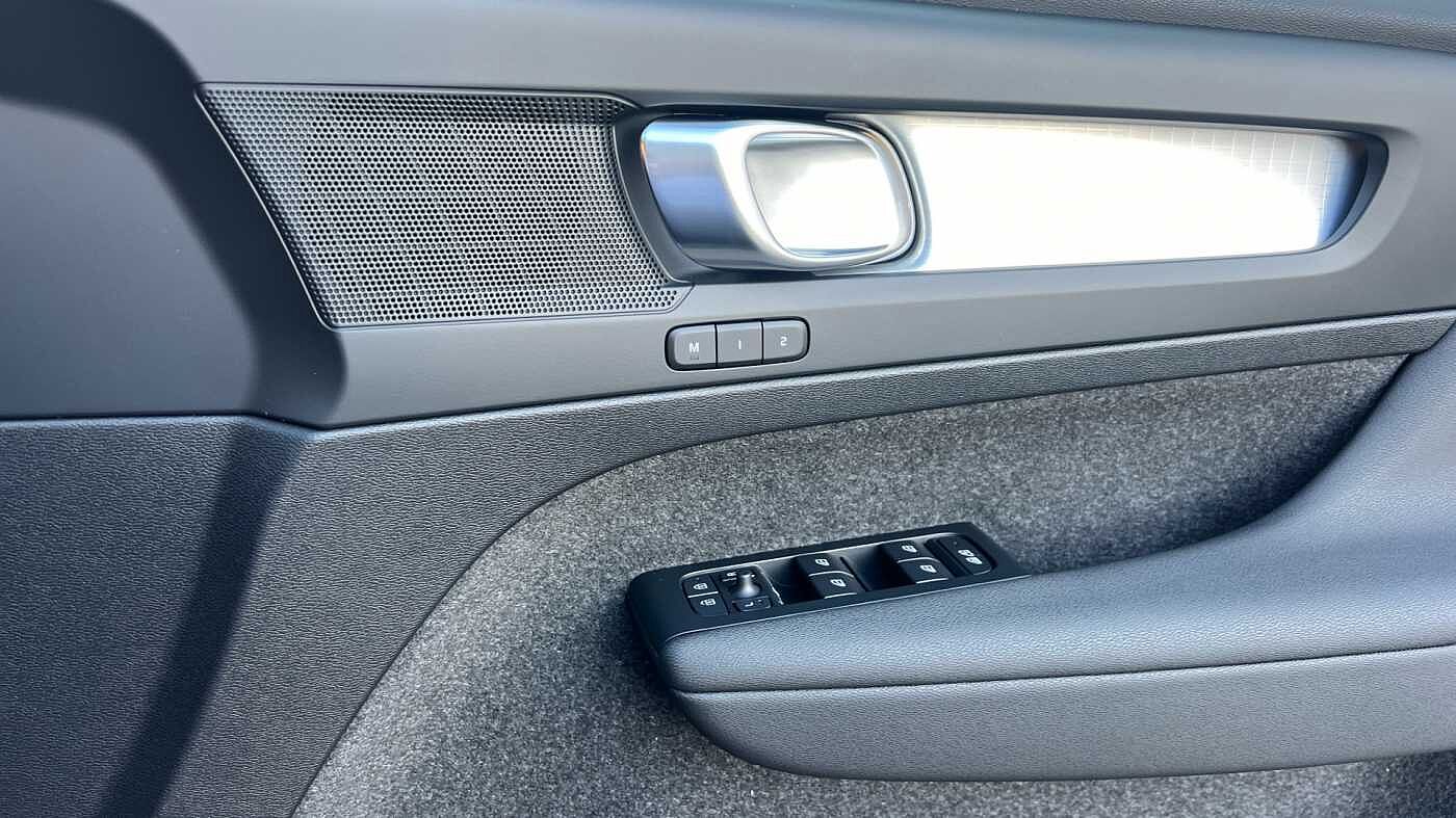 Used Volvo XC40 2025 for sale - 76154316: Photo 26