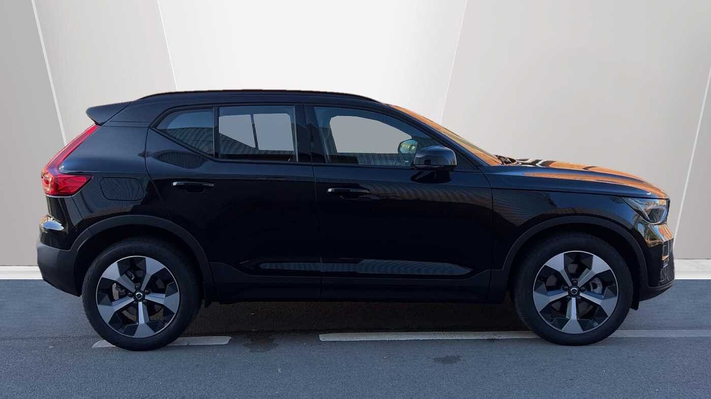 Used Volvo XC40 2025 for sale - 76154316: Photo 3