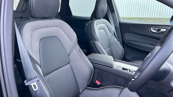 Used Volvo XC60 2025 for sale - 73918676: Photo 10