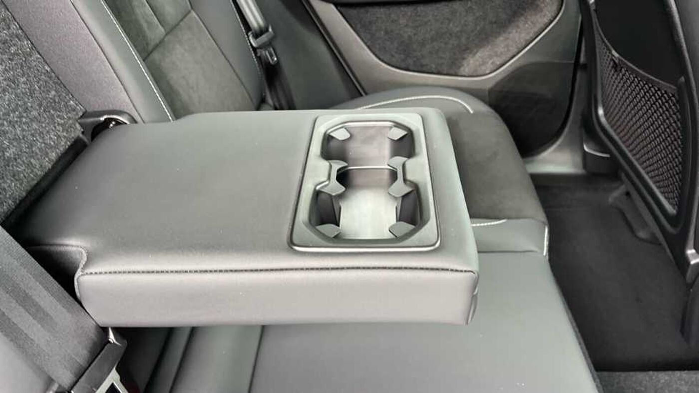 Used Volvo XC40 2023 for sale - 76154364: Photo 11