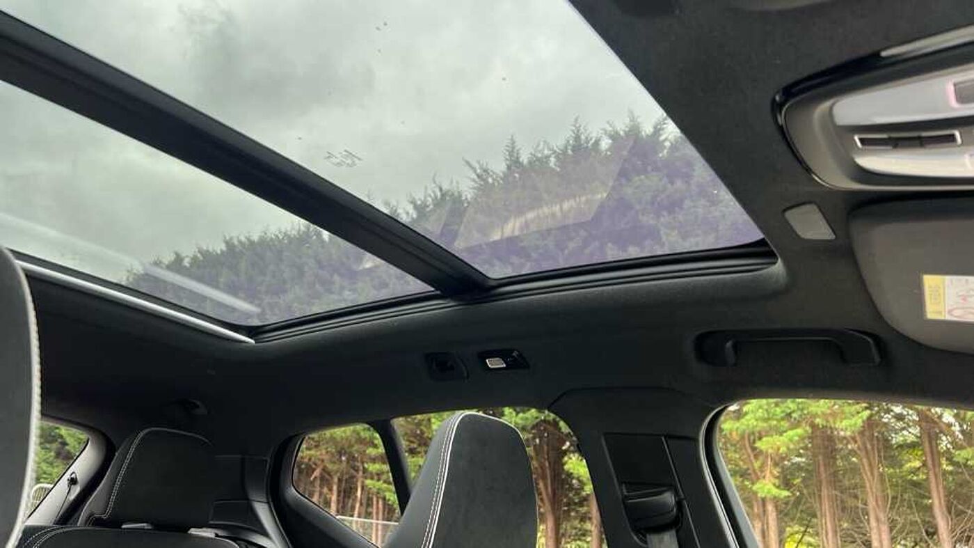 Used Volvo XC40 2023 for sale - 76154364: Photo 12